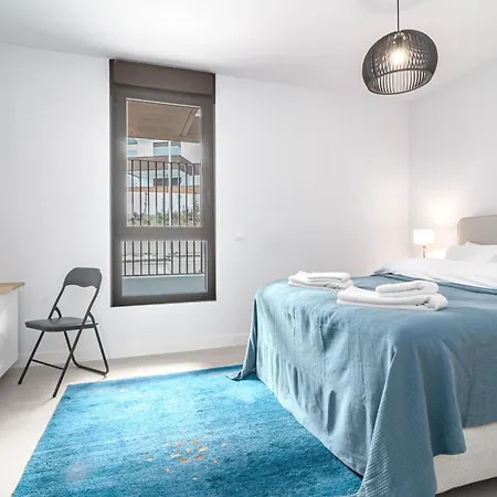Lmea1a Modern And Well Connected 1 Bedroom Flat